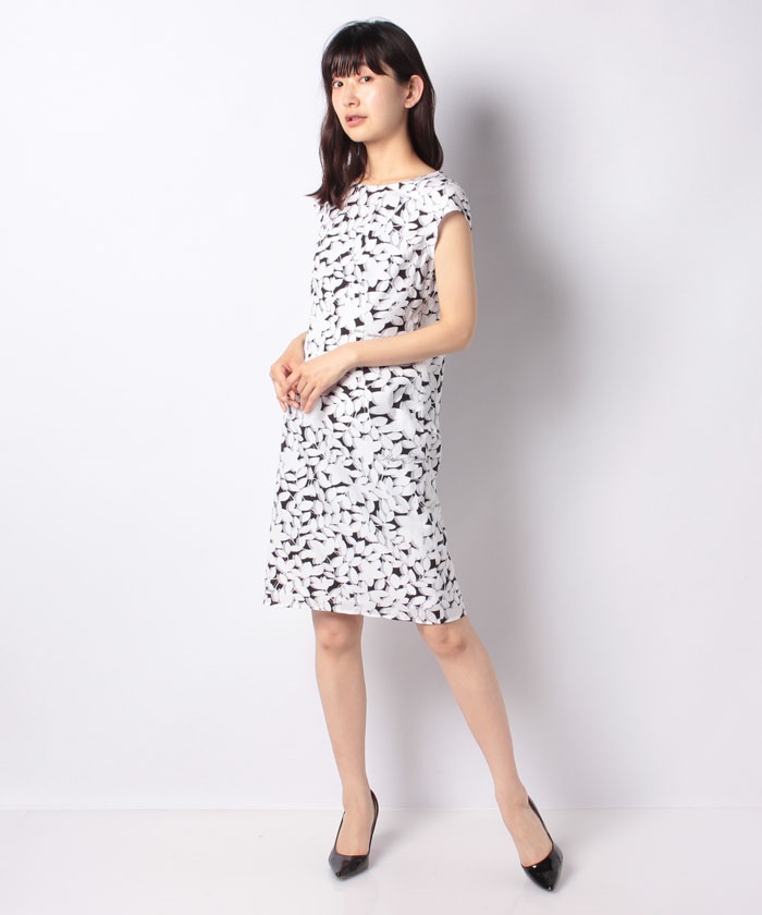 希少デザイン✨マダムジョコンダ総柄ジャガード　スプリング　トレンチコート　ピンク 希少デザイン✨マダムジョコンダ総柄ジャガード スプリング