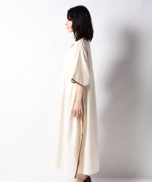 セール 50 Off Kbf Web限定パイピングポンチョワンピース アーバンリサーチ アウトレット Urban Research Outlet D Fashion セール 50 Off Kbf Web限定パイピングポンチョワンピース アーバンリサーチ アウトレット Urban Research Outlet D Fashion