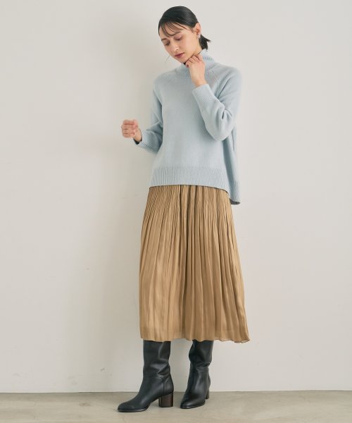シャイニーサテンプリーツ スカート