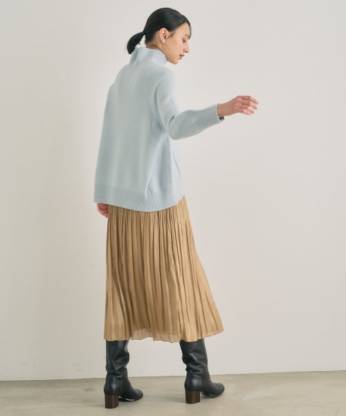 シャイニーサテンプリーツ スカート