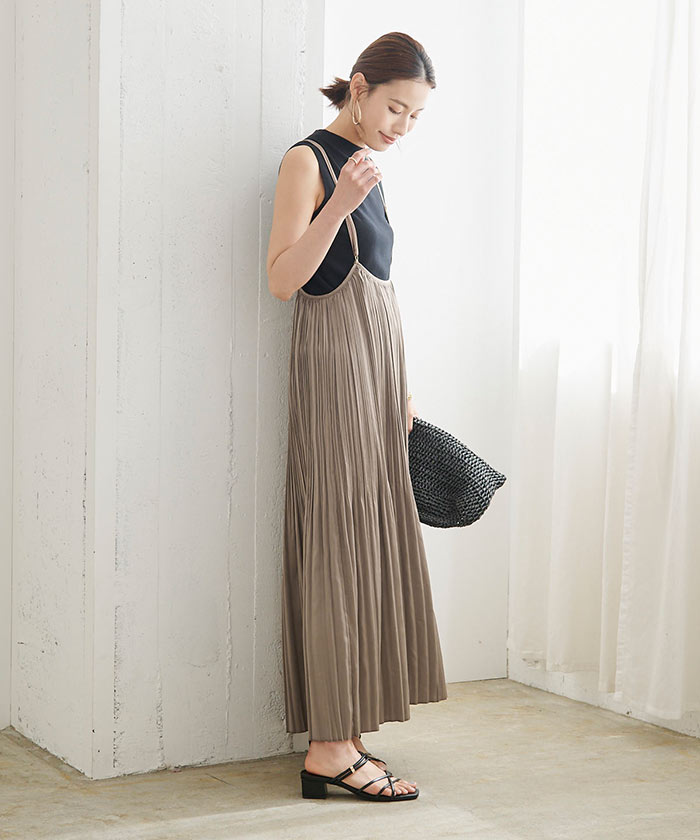 pleats skirt｜S｜Black｜skirt｜någonstans official online