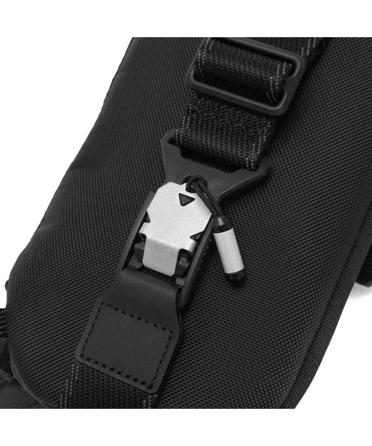 トゥミ TUMI 【日本正規品】トゥミ ボディバッグ TUMI スリング