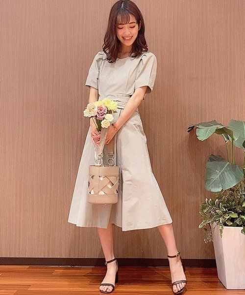 セール40 Off サイドカットワンピース ノエラ Noela D Fashion セール40 Off サイドカットワンピース ノエラ Noela D Fashion