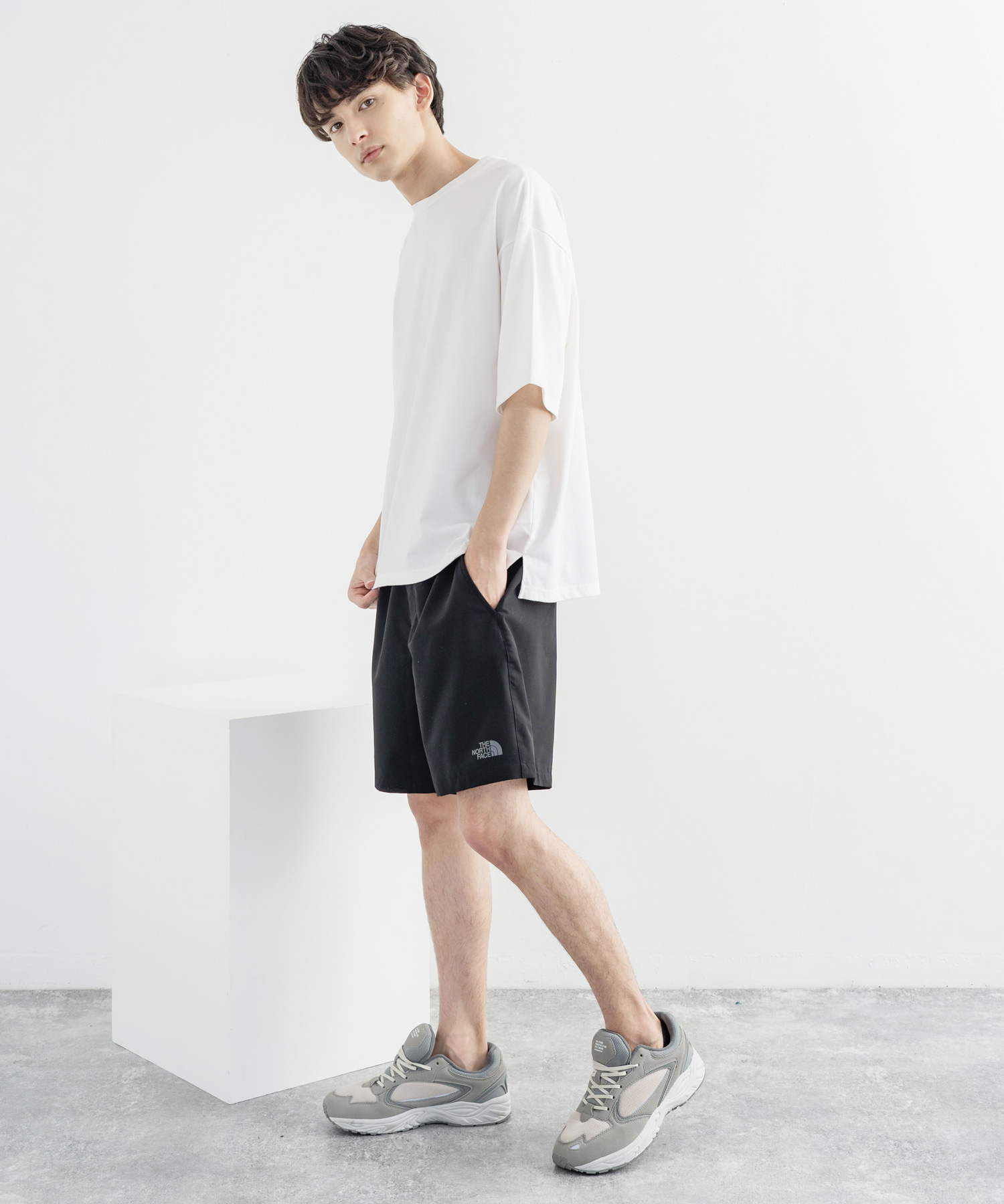 MARKAWARE ホワイトショートパンツ 8 Yards ホワイトショートパンツ - メルカリ