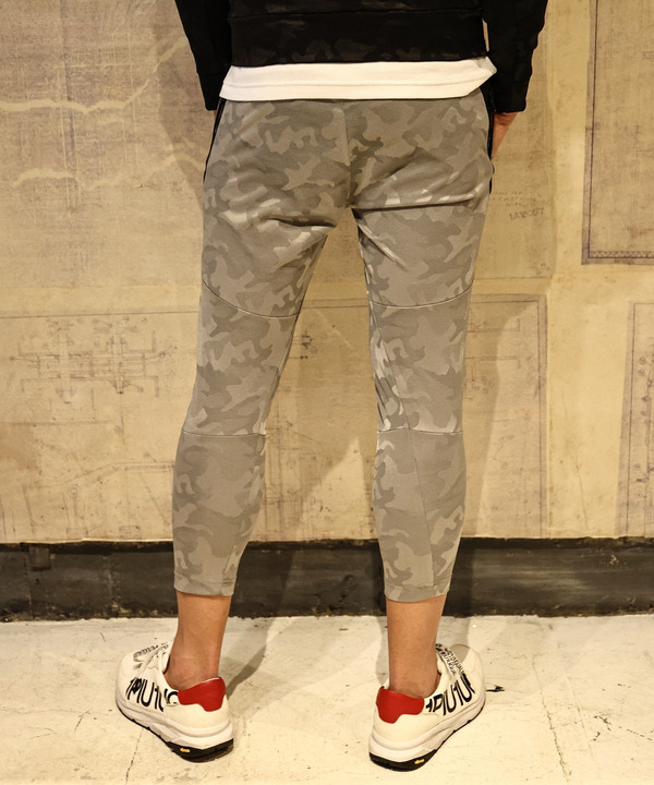 クロップド カモストレッチ クロップド パンツ/CAMO STRETCH CROPPED PANTS できます