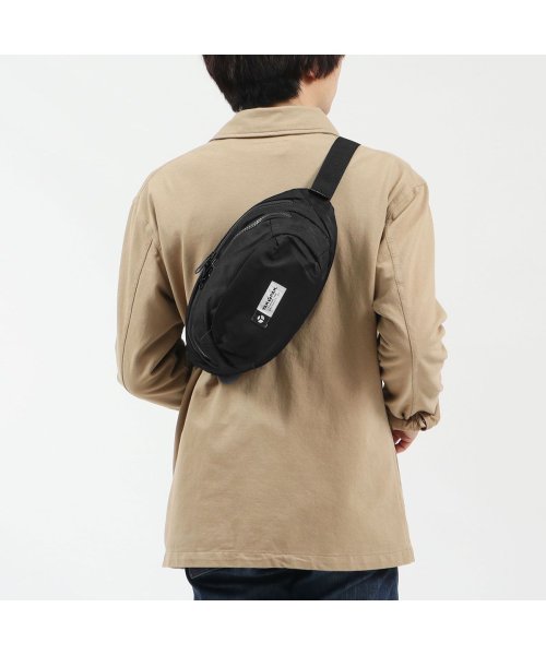 ヤックパック バッグ Yakpak ウエストバッグ Deacon Waist Bag ボディバッグ 2層 4l 斜めがけ 撥水 軽い T ヤックパック Yakpak D Fashion