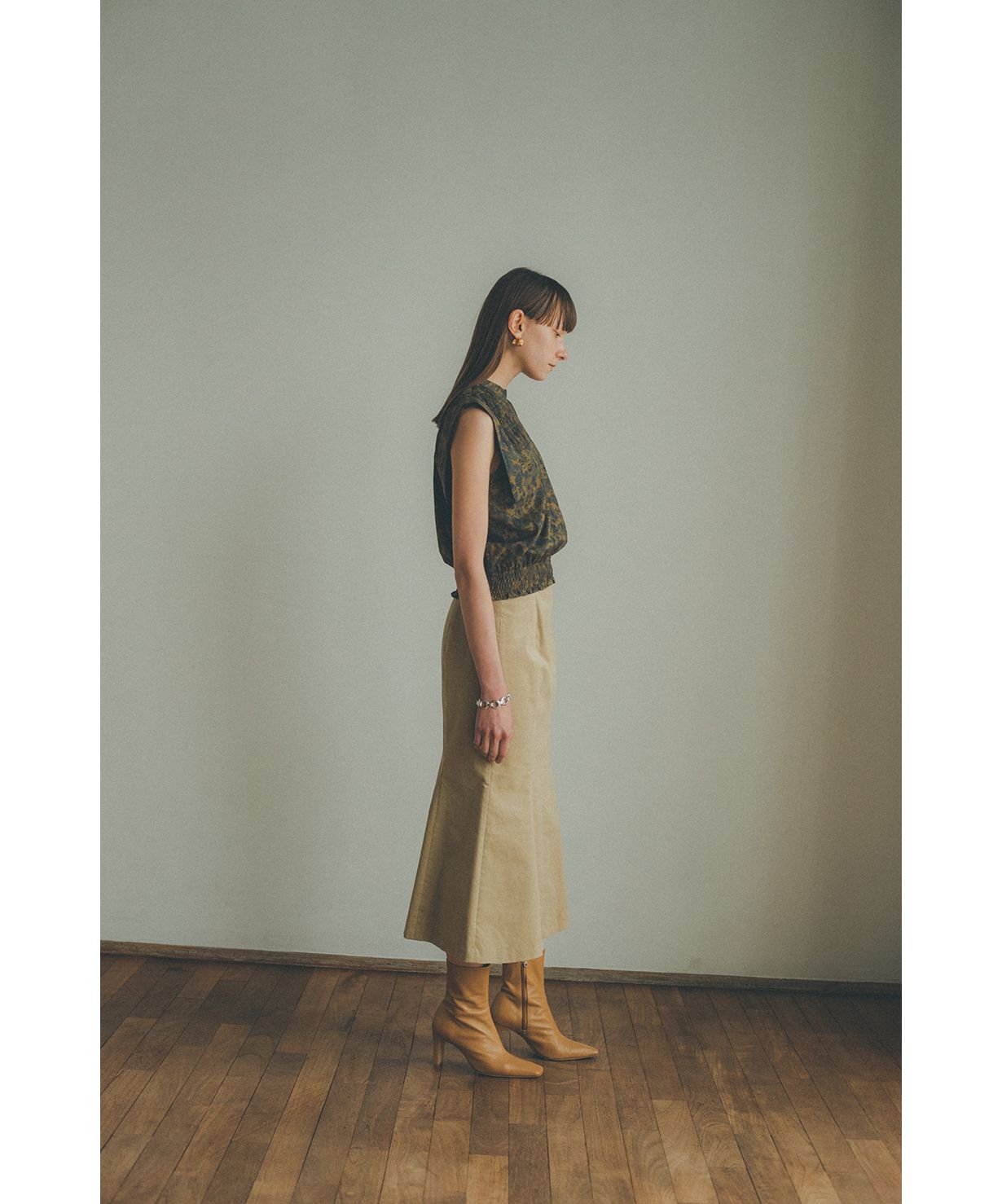 CLANE CHINTZ FLOWER SQUARE SLEEVE TOPS