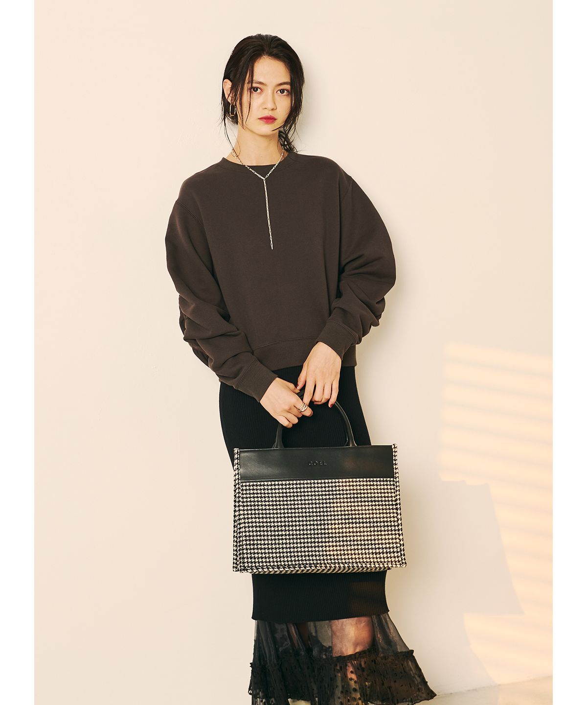 千鳥柄ビッグトートバッグ(504205951) | コエル(COEL) - d fashion 千鳥柄ビッグトートバッグ(504205951) | コエル(COEL) - d fashion