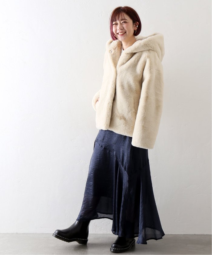 JAKKE ジャッキー daisyフーディーファージャケット