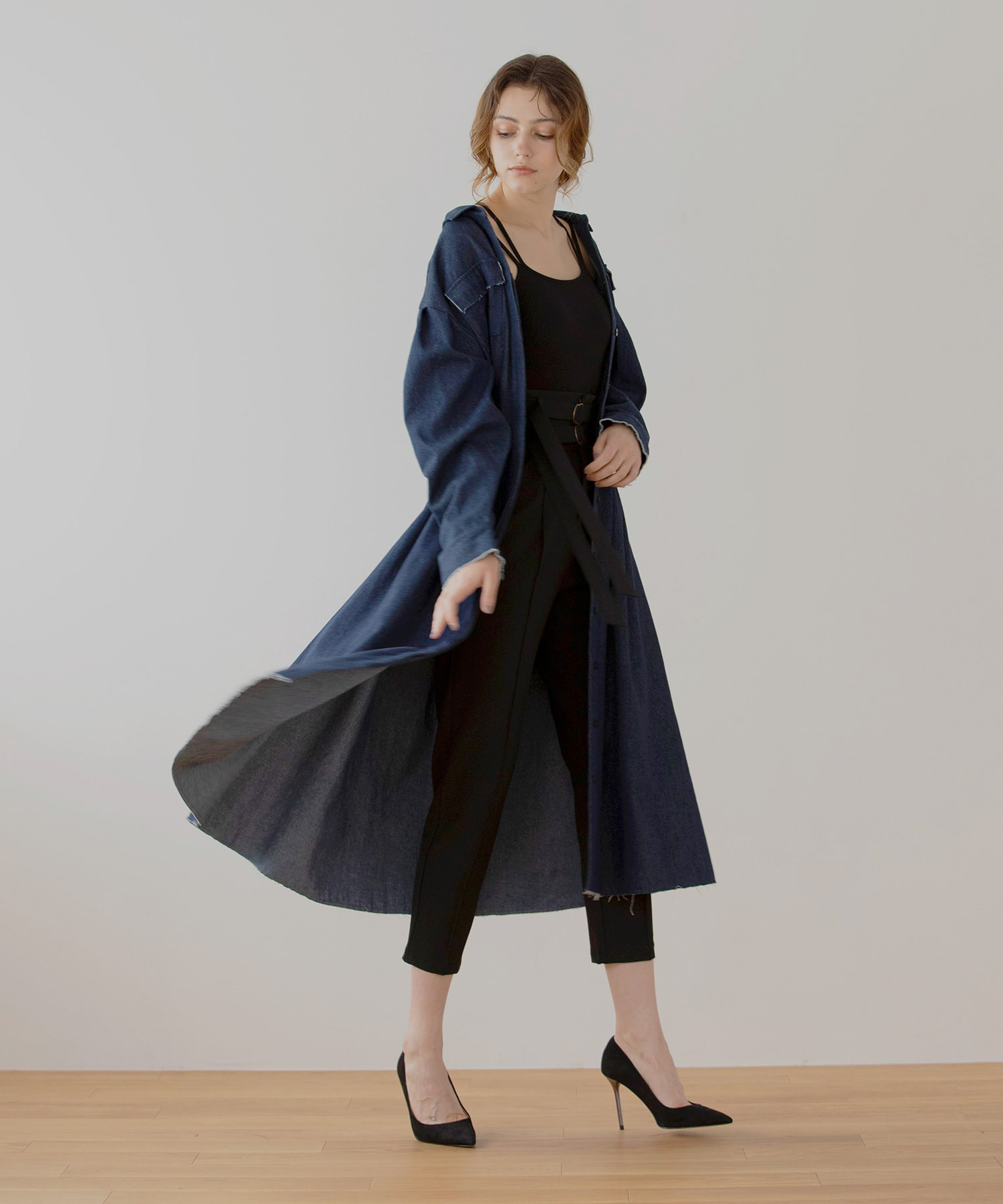 ミエリ インヴァリアント MIELI INVARIANT W Belt Tapered Pants