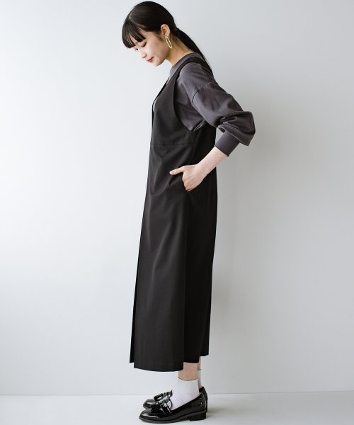 Tシャツからニットまで大人も着られるスッキリシルエットのジャンパースカート by que made me(504203665) ハコ(haco!)  d fashion