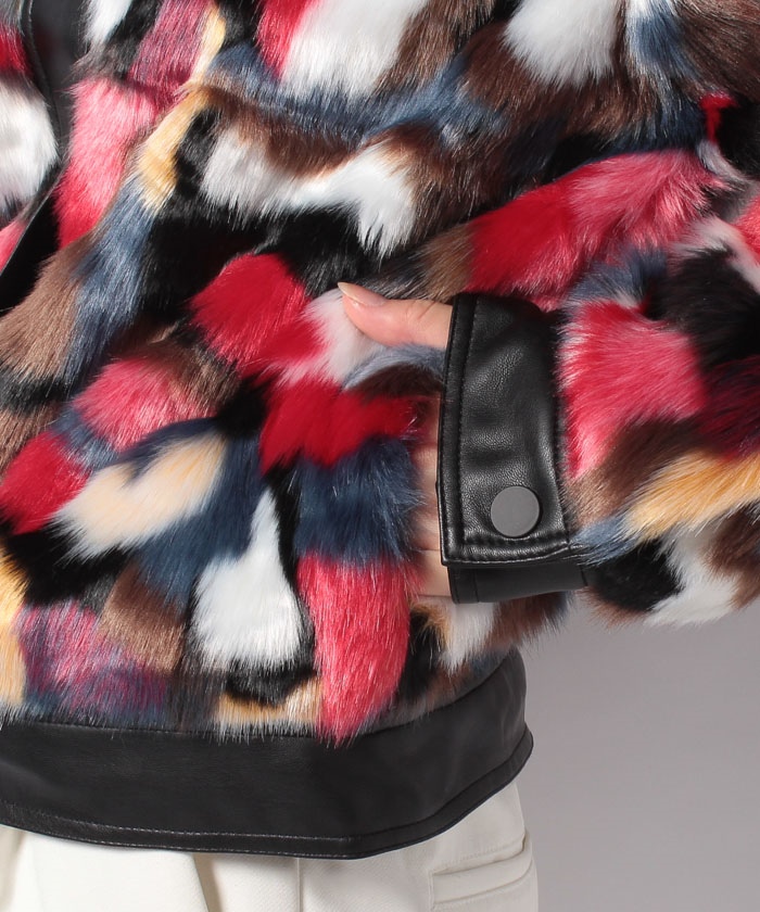 デシグアル Desigual カラフルなファー素材のレディースジャケット デシグアル Desigual カラフルなファー素材のレディース