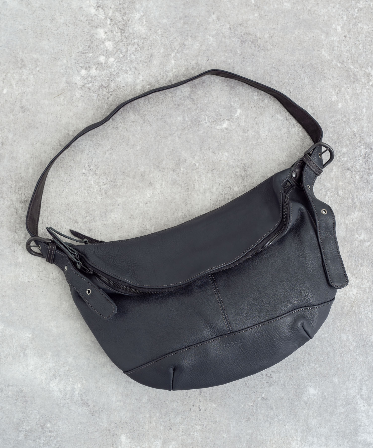JUICY COUTURE 黒 トートバッグ　ワンショルダー　 革製 パドロック クーポン】ロッキーモンロー Rocky Monroe ショルダーバッグ