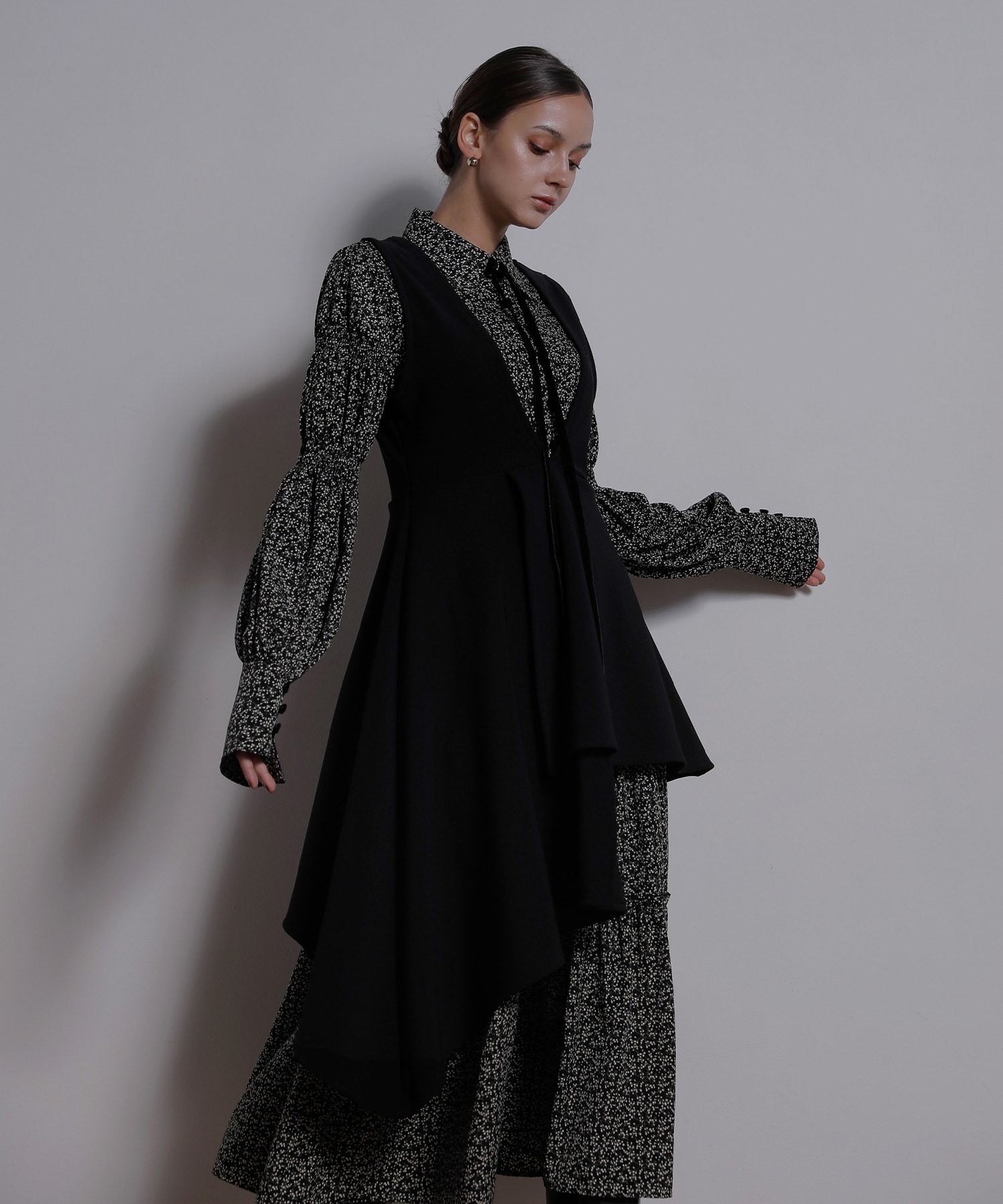 ミエリ インヴァリアント MIELI INVARIANT Floral Tiered Shirt