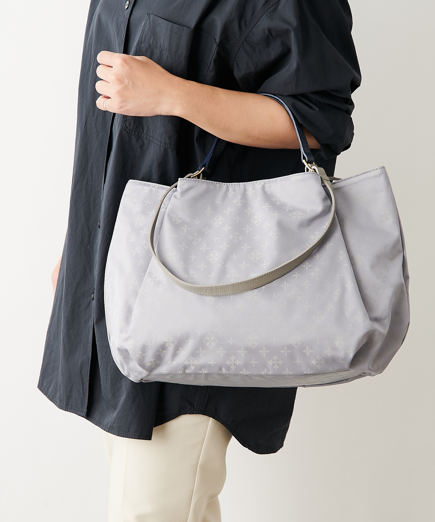 セール 50%OFF】2WAYハンドルトートバッグ(CE－246)(503805329