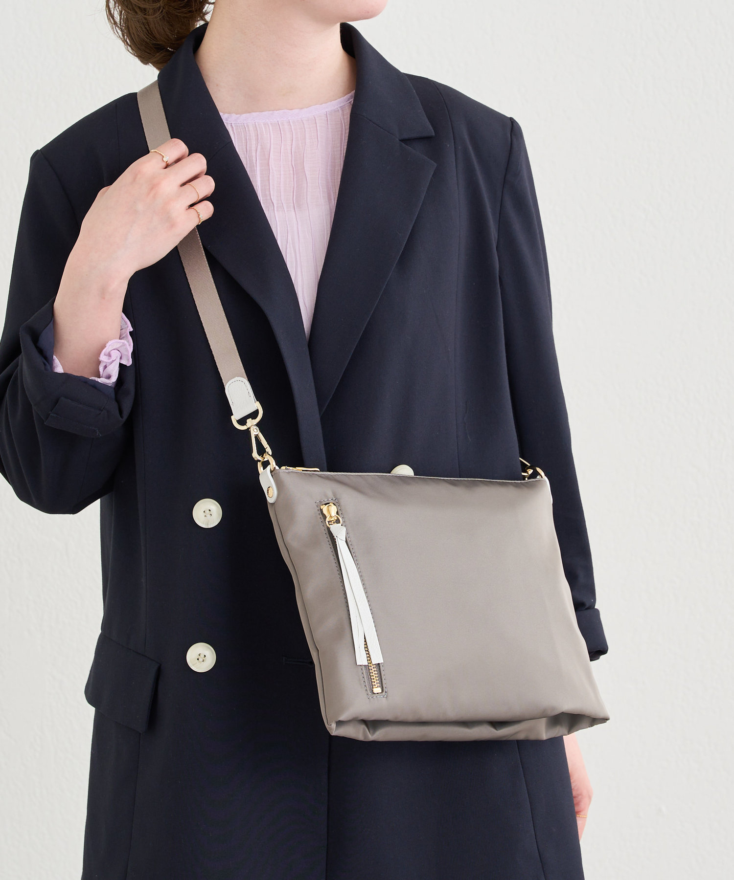 セール 60%OFF】両面楽しめるリバーシブルショルダーバッグ(CE