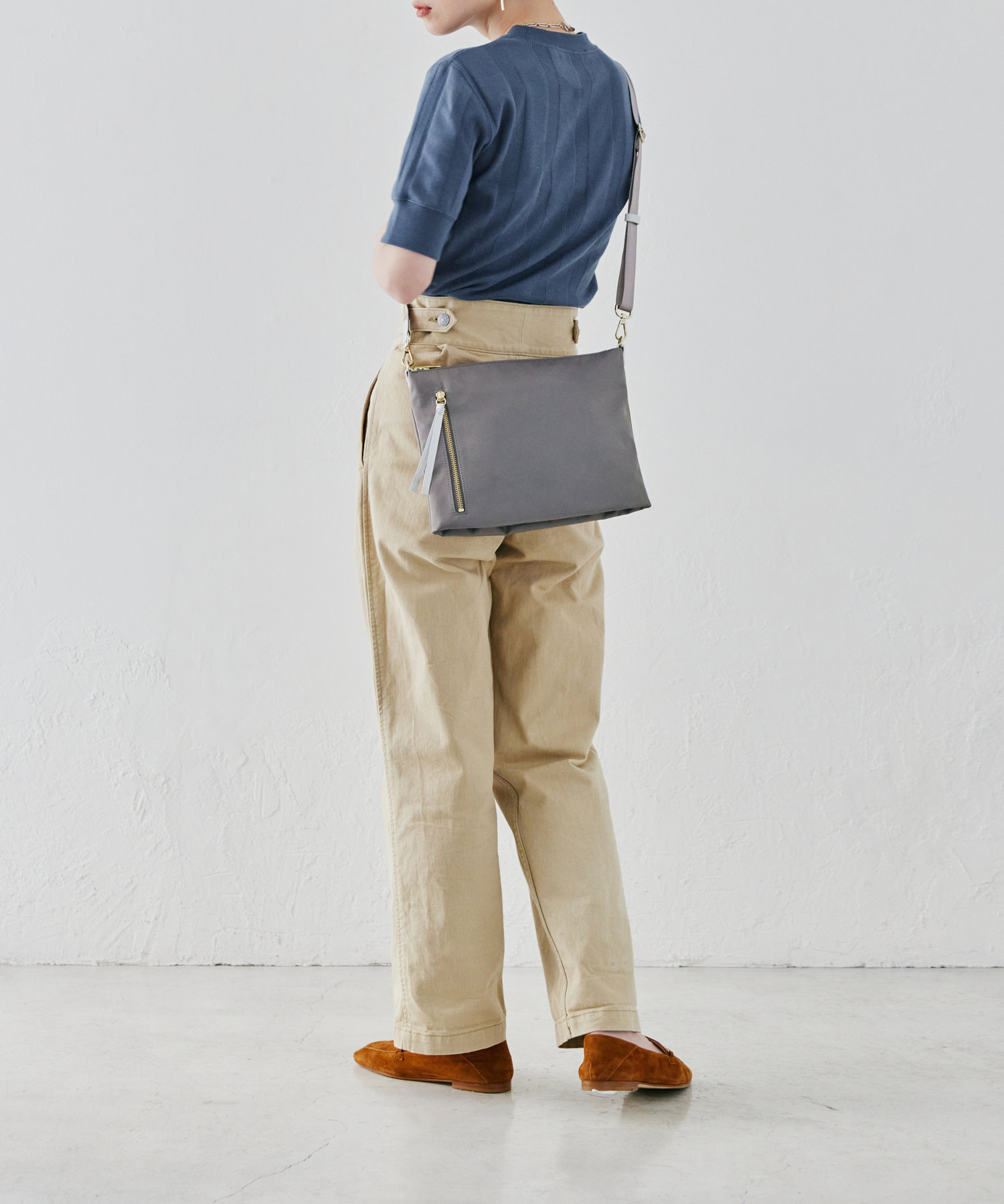 russet リバーシブルベルトショルダートート