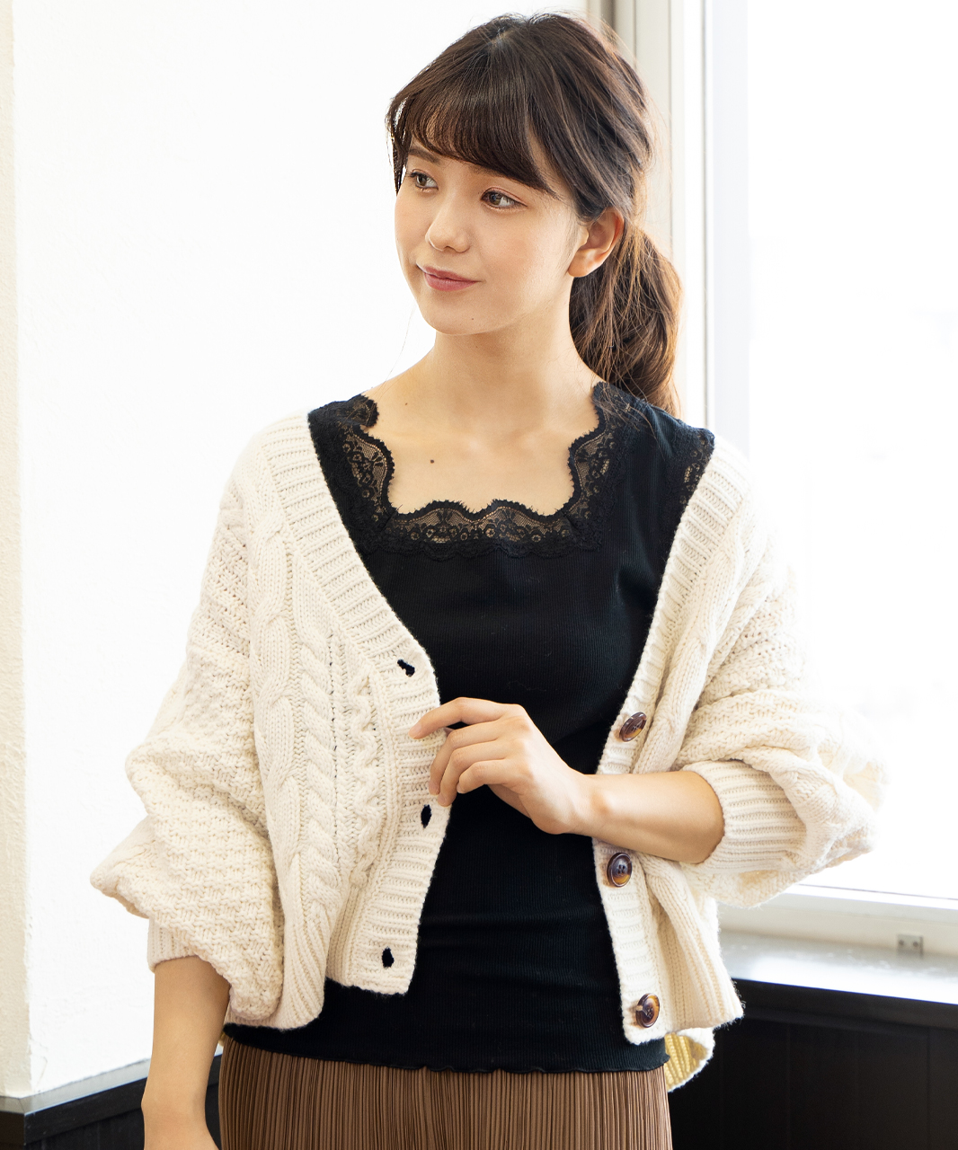 セール62%OFF】袖ボリュームざっくりVネックニットカーディガン セール62%OFF】袖ボリュームざっくりVネックニットカーディガン