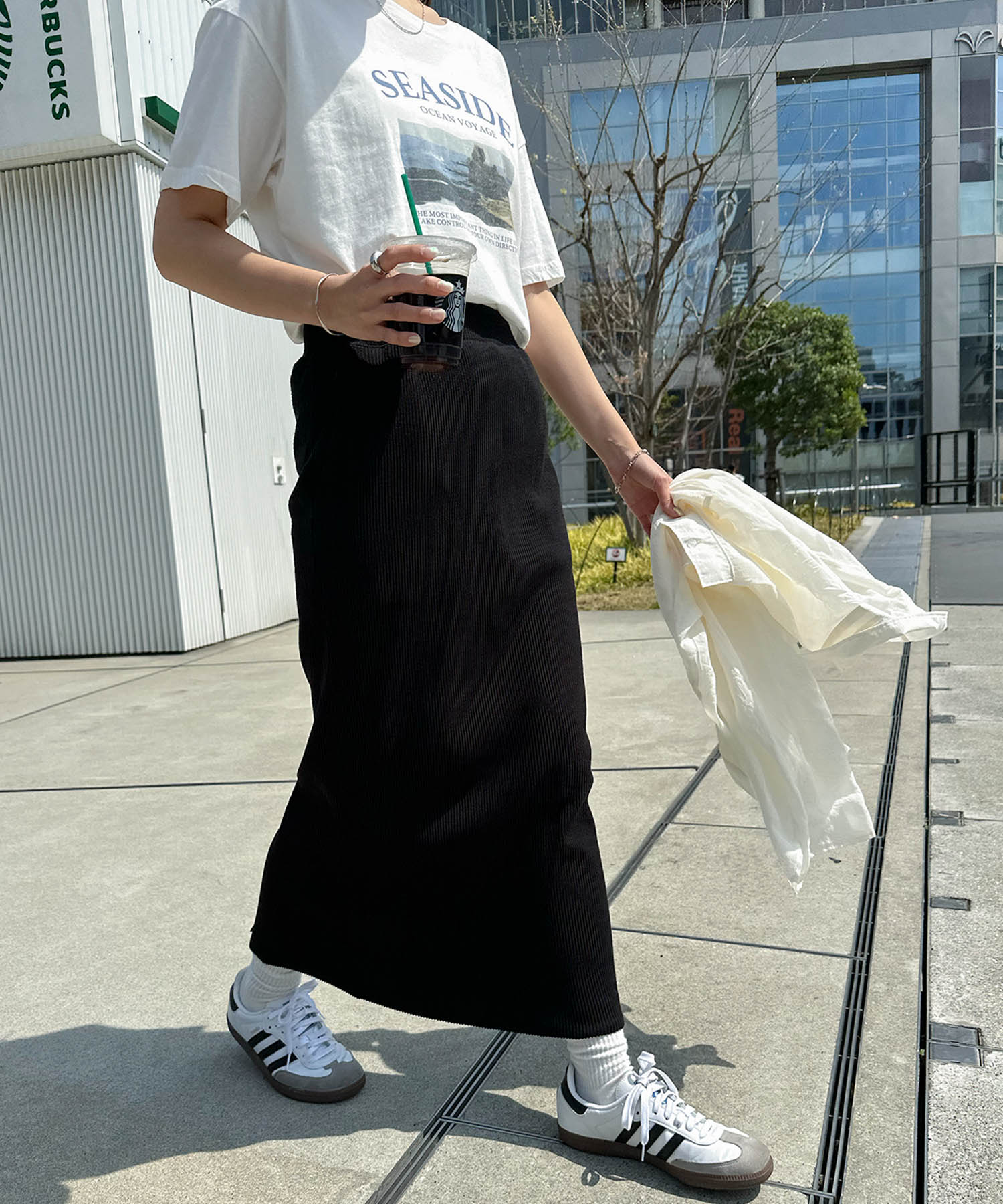 【SELF PORTRAIT】ゴールド ブークレ タイト ミディスカート フロントジップフリンジジャガードタイトスカート