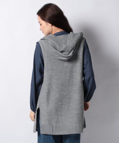 セール 30 Off ニットフード付きジレ ブージュルード Bou Jeloud D Fashion