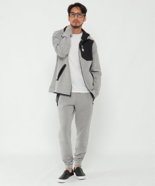 New Balance テックフリースジャケット
