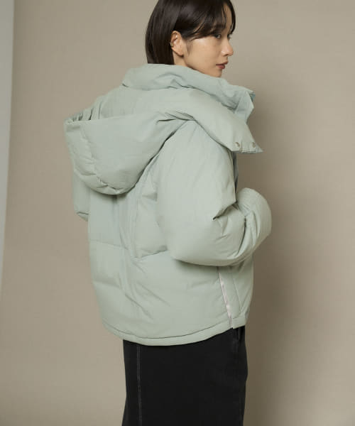 セール 40%OFF】グリーンダウンサイドスリットフーディー