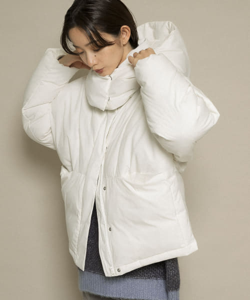 セール 40%OFF】グリーンダウンサイドスリットフーディー