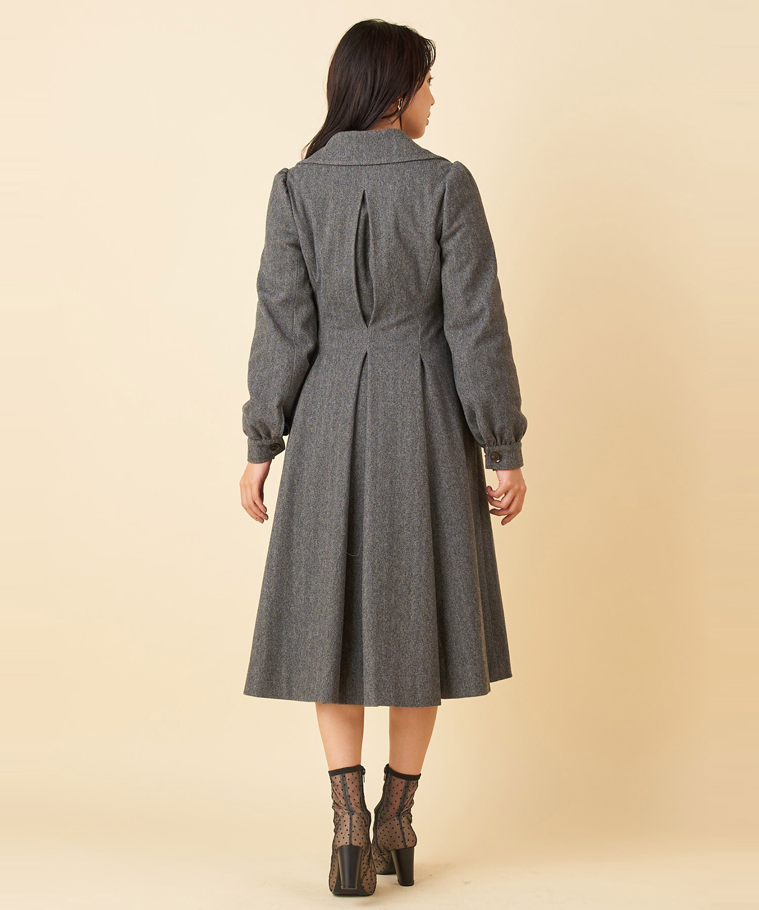 セール 12%OFF】アワーグラスシルエットコート(504314639