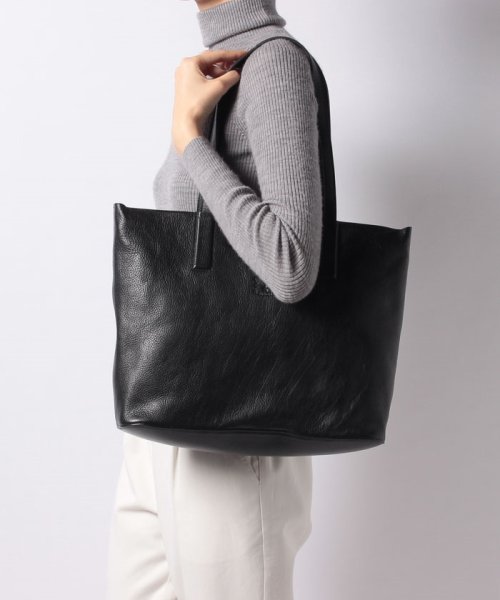 イルビゾンテ レザートートバッグ