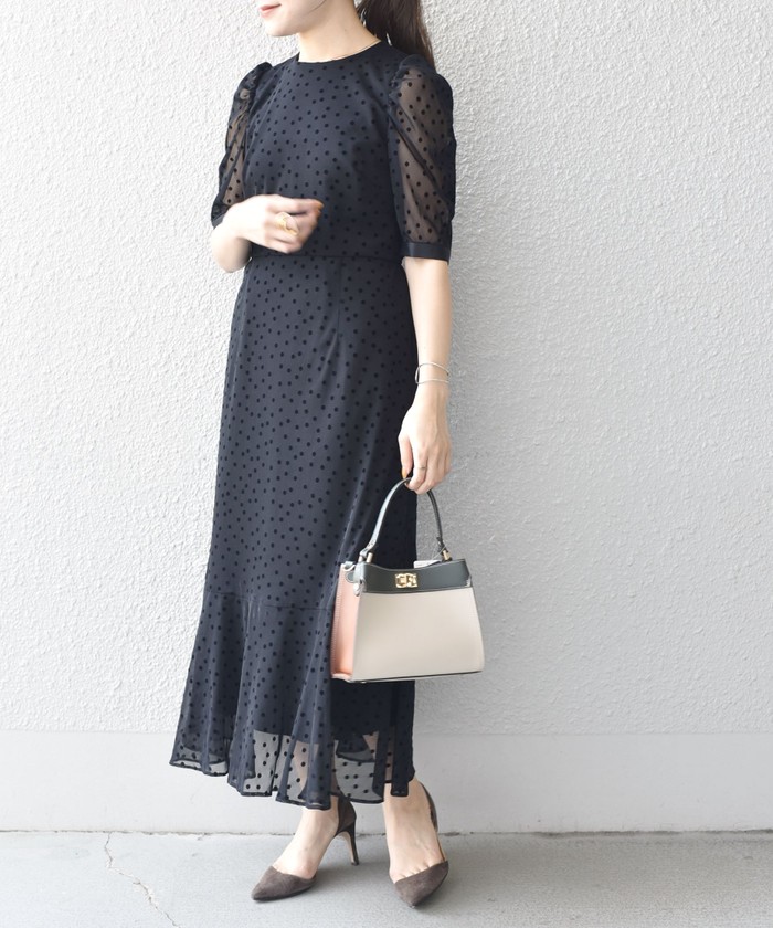 定番の中古商品 結婚式にも普段使いにも♪ドットチュールロング