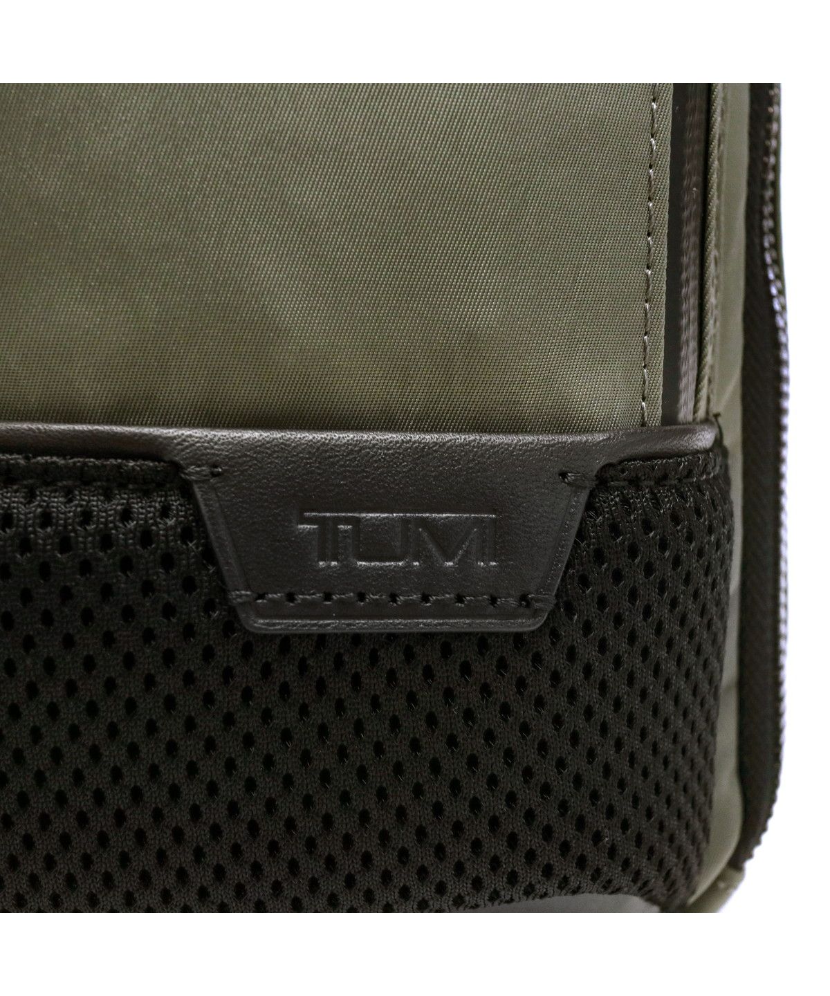 日本正規品】トゥミ ボディバッグ TUMI HARRISON ハリソン Gregory