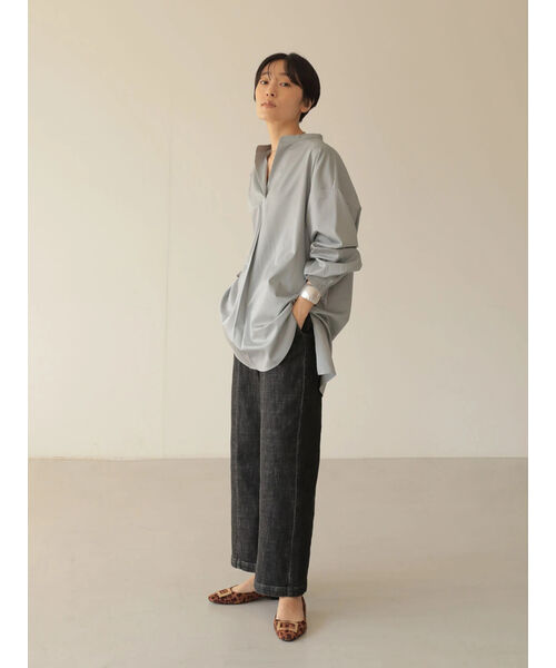 グレー バックボタン付きシャツ SETENS セール 50%OFF】綿サテンスキッパーバックボタンシャツ