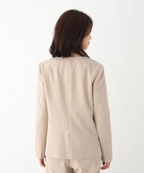 DELEGANTノーカラージャケット【WEB限定サイズ】