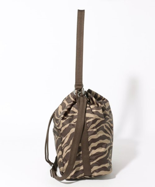 LARGE ARIA CROSSBODYブロンドゼブラ