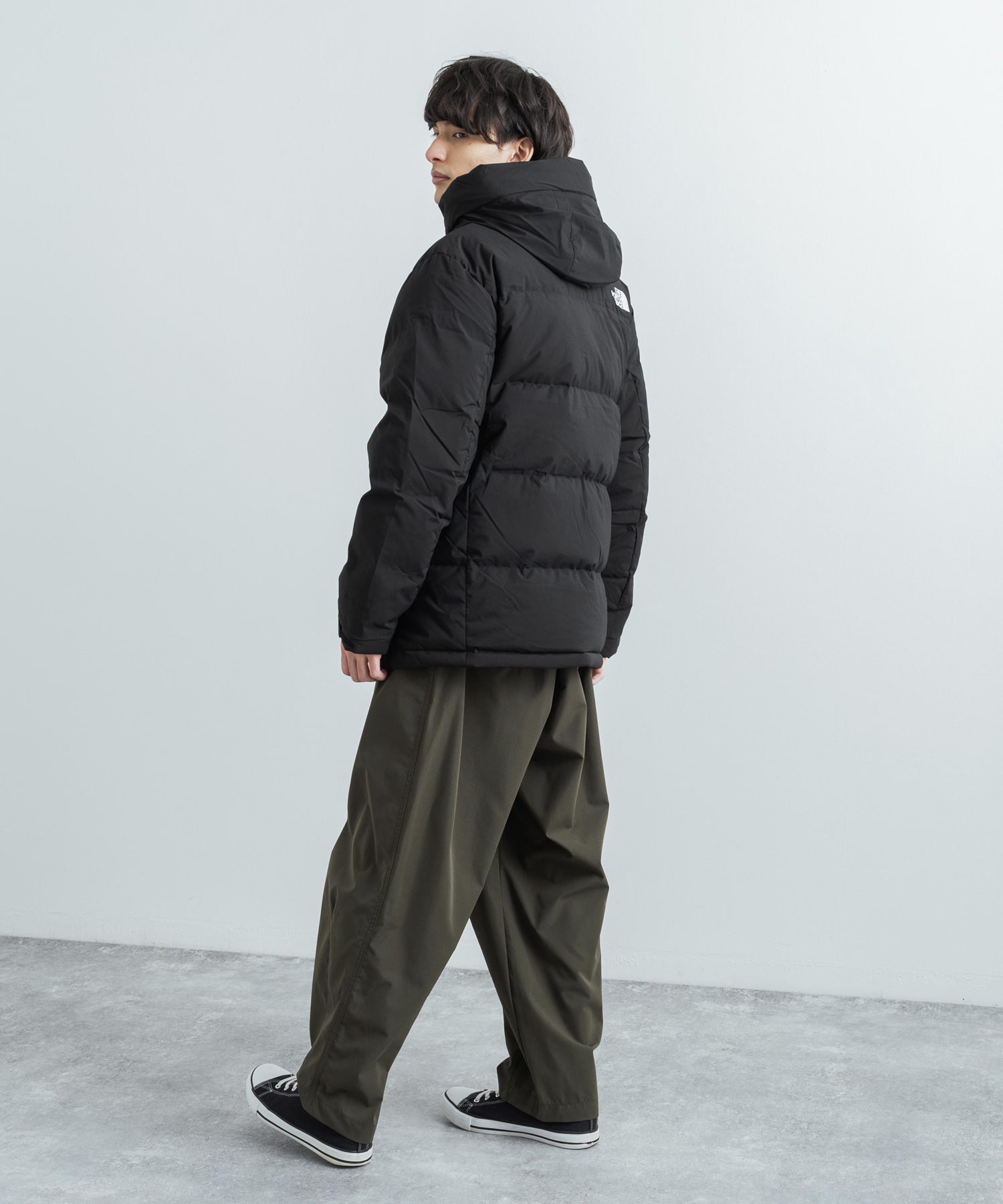 【最新入荷】ノースフェイス　GO EXPLORING DOWN JACKET