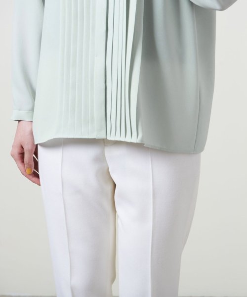 ＜UNITED ARROWS＞PL/BTN タック ブラウス B †