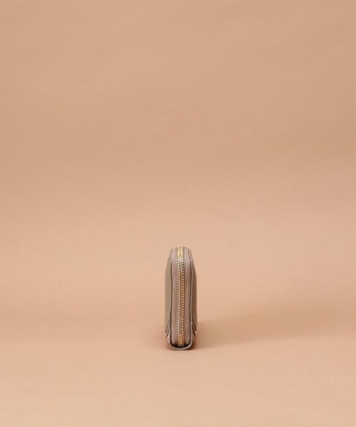 エナメルアクセントバイカラー長財布