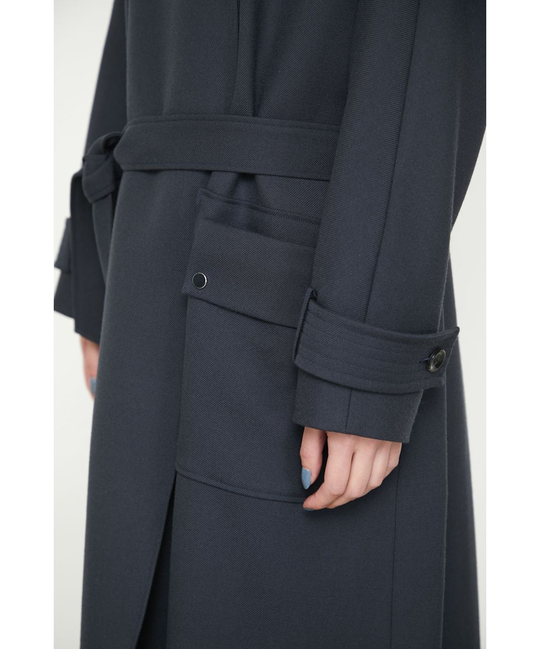 Seamless dolman trench CT