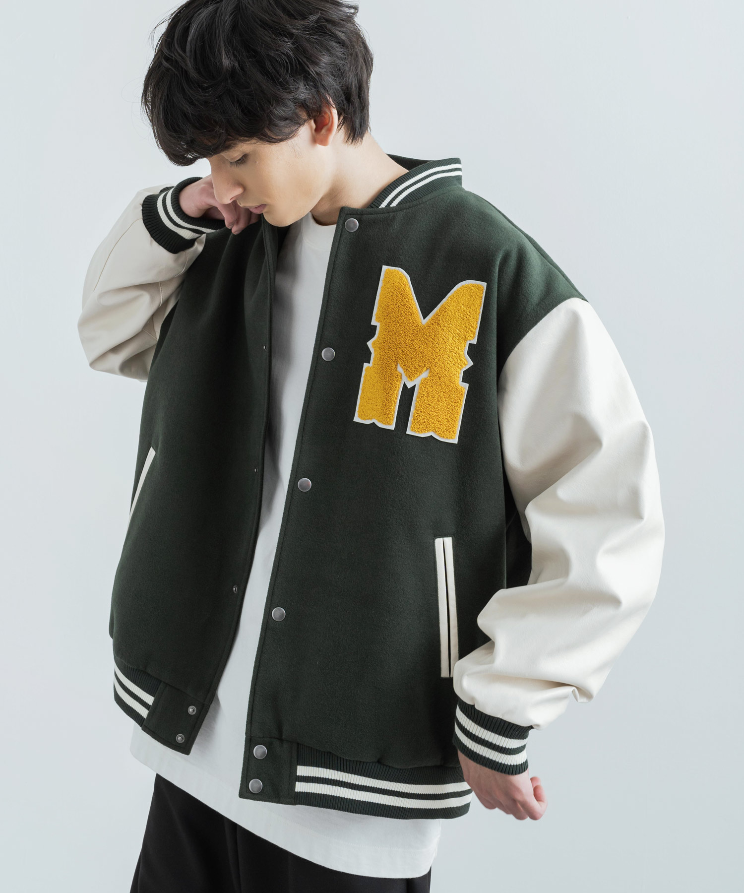 ZARA スタジャン メンズM ネイビー/イエロー ZARA スタジャン メンズM ネイビー/イエロー