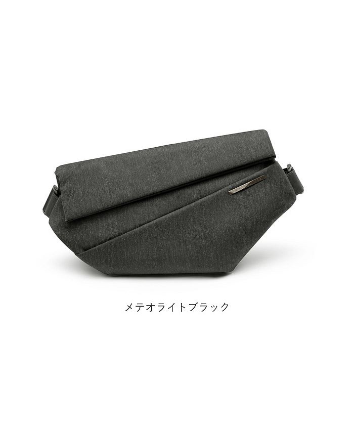 NIID RADIANT SLING BAG R1 ニード クロスボディバッグ NIID RADIANT SLING BAG R1 ニード クロスボディバッグ