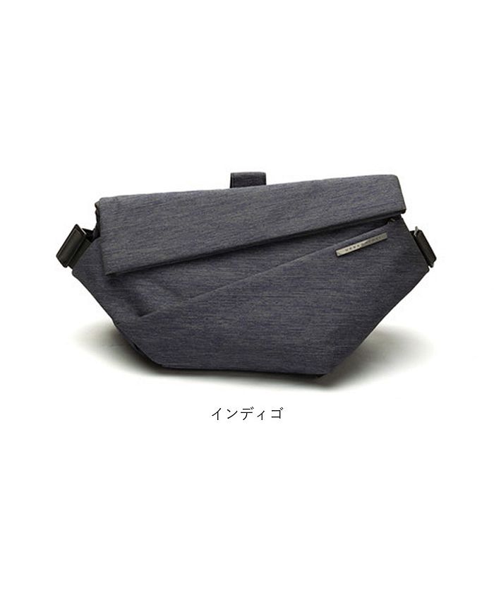 NIID RADIANT SLING BAG R1 ニード クロスボディバッグ NIID RADIANT SLING BAG R1 ニード クロスボディバッグ