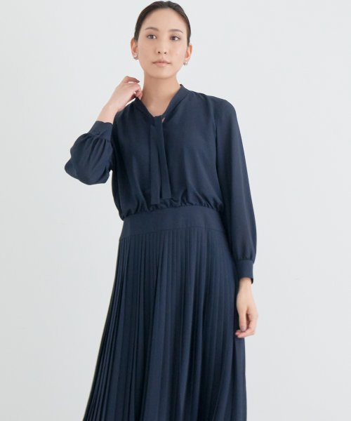 クレープジョーゼットプリーツワンピース