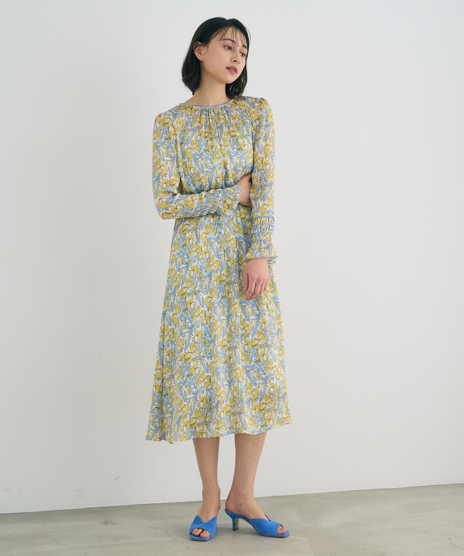 アナスイミニ★極美品★フラワープリントフレアワンピース★カットワークレース切替 2022今期 ANAYI シルエットミニフラワープリントフレア