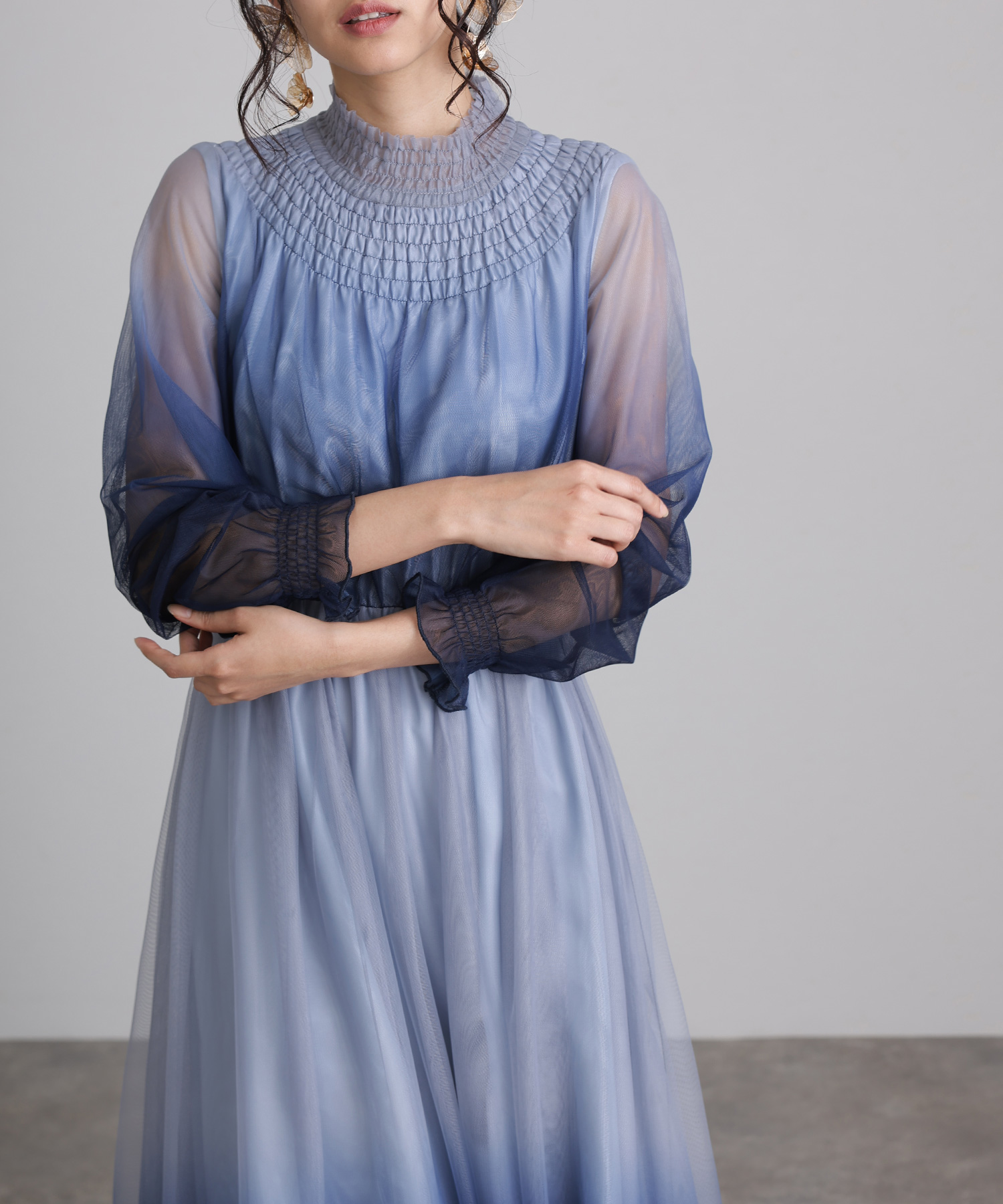 プールヴー PourVous 結婚式パーティードレスグラデーション