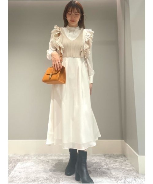 ラッフルベスト付きワンピース