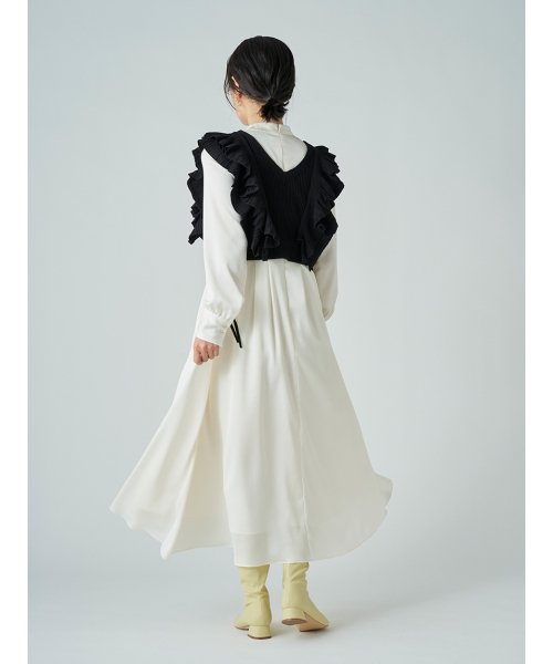 ラッフルベスト付きワンピース