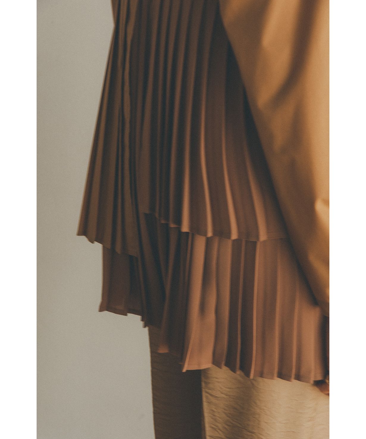 セール10%OFF】SHAPE LINE PLEAT TOPS(504483408) | クラネ(CLANE) - d ...