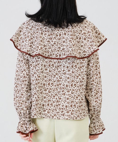 セール50 Off 22春夏新作 配色小花柄ケープブラウス Ac12 アクロ Acro D Fashion