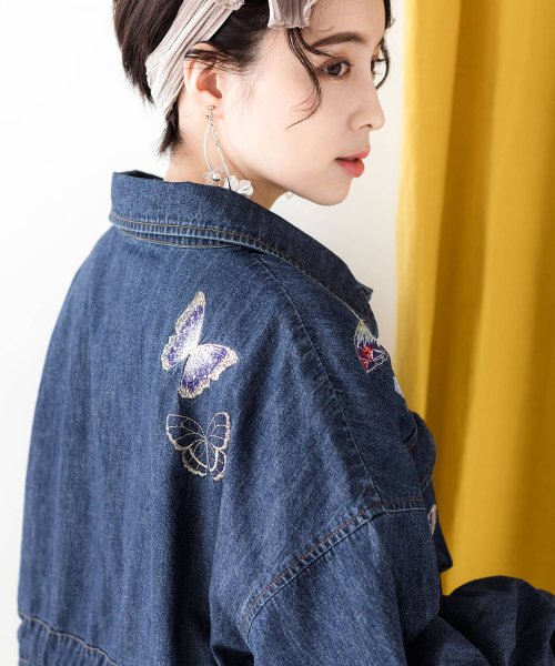 蝶刺繍シャツコート