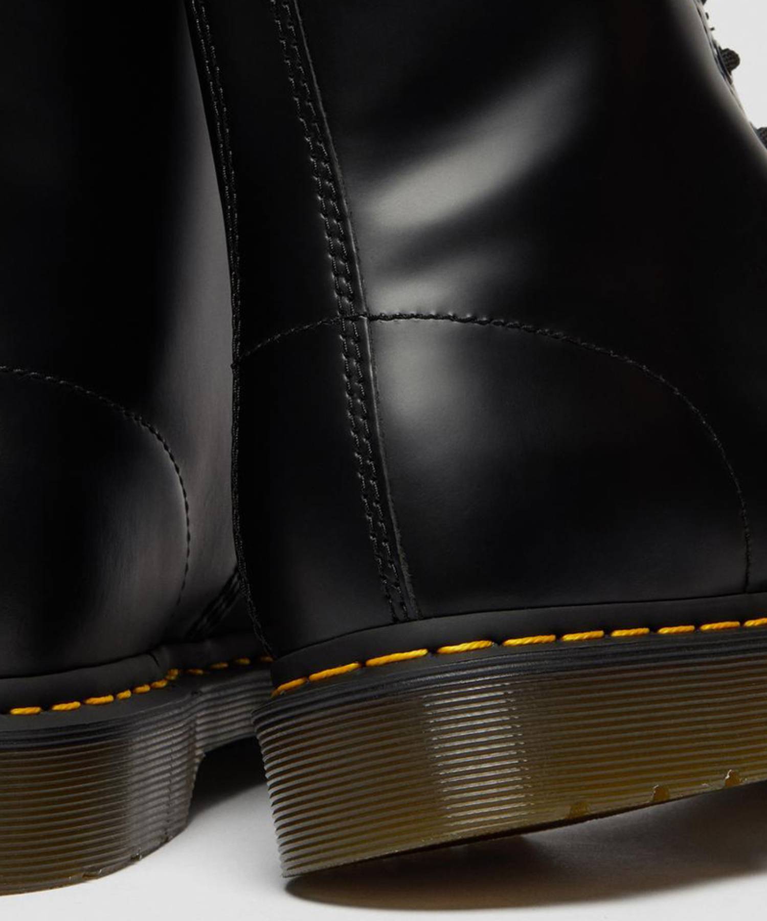 ドクターマーチン Dr.Martens 10ホール ブーツ 1490(504509800 ドクターマーチン Dr.Martens 10ホール ブーツ 1490(504509800